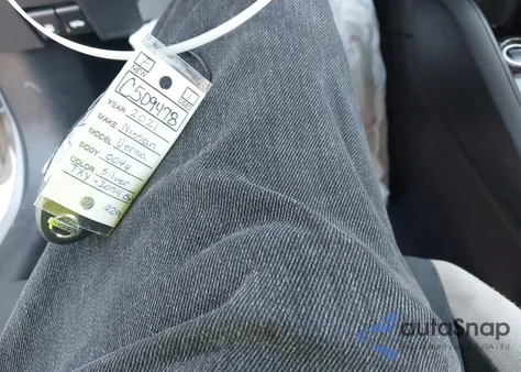 2021 Nissan Versa Sv Xtronic Cvt из США, поврежденный, VIN 3N1CN8EV4ML860044